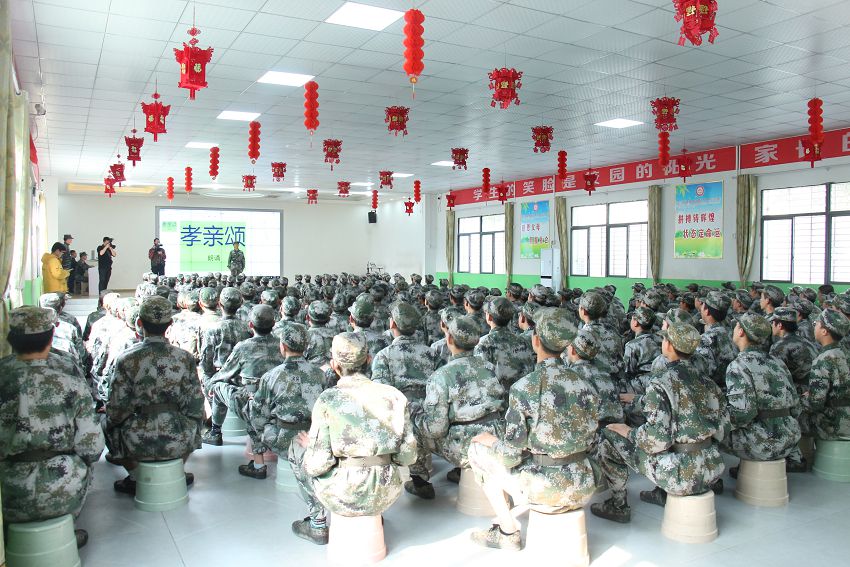 湖北荆州针对小孩子叛逆的学校？(图2)